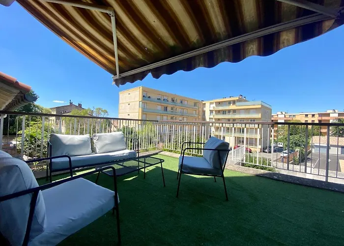 Les Terrasses D\'Iena - 2 Chambres Avec Parking Prive