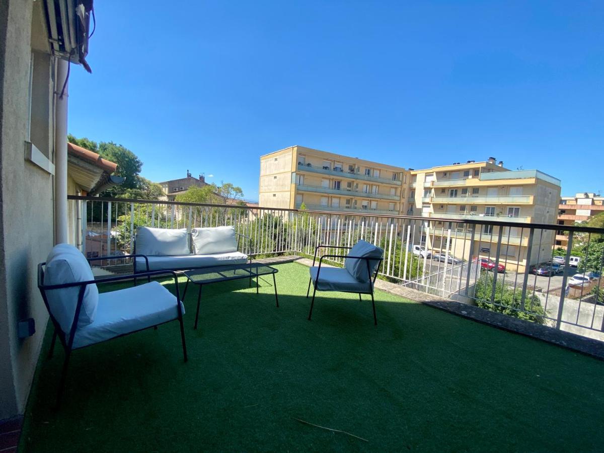 Les Terrasses D'iena - 2 Avec Parking Prive Apartment